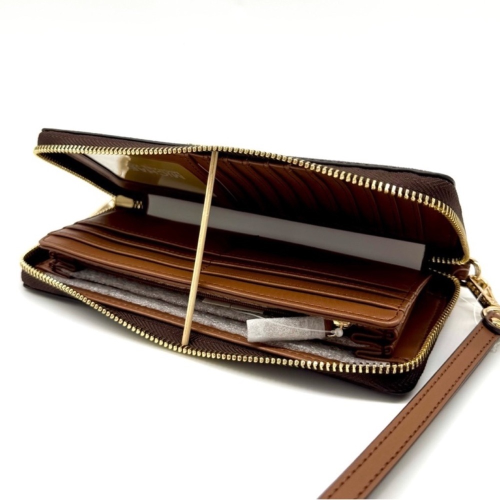 Michael Kors Large Jet Set Travel Signature Continental Wallet Wristlet Brown - Picture 7 of 8